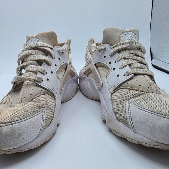 Nike Huarache Run Kids Size 5.5 Triple White Sneaker Shoes Walking Casual